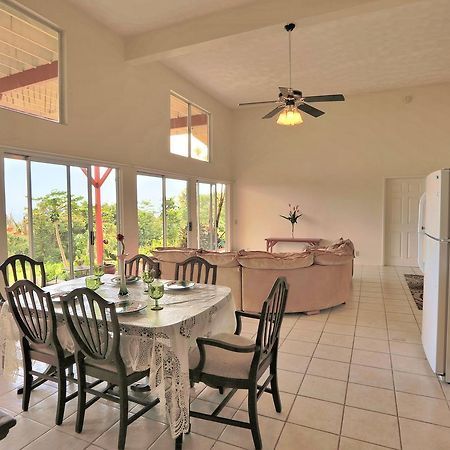 Bed and Breakfast Pele'S Breath Pahoa Екстер'єр фото